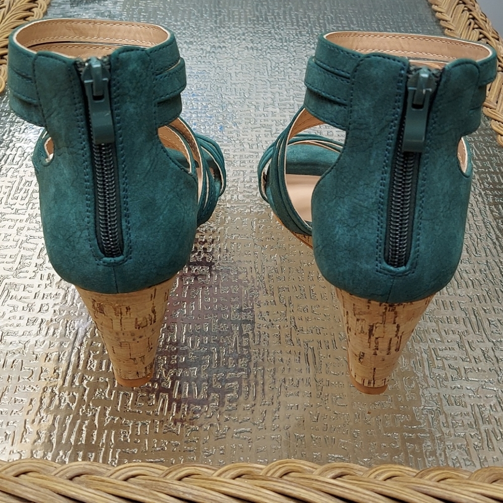 JGoods zipper back sandals, size 9 - Picture 4 of 6